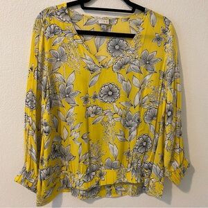 A NEW DAY maternity yellow  print blouse